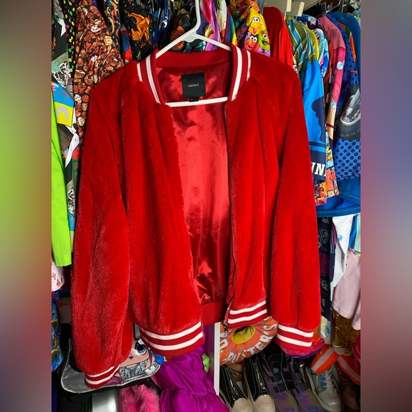 Forever 21 red fur taken bomber jacket - Picture 3 of 10